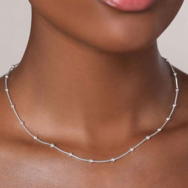 Gargantilla veneciana con esferas macizas